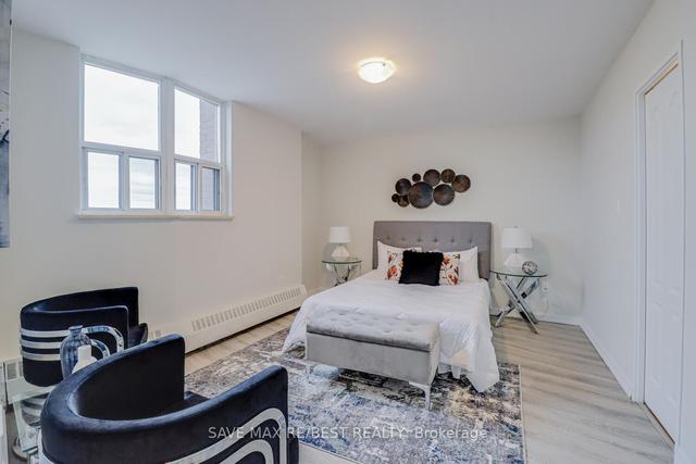 2707 - 380 Dixon Rd, Condo with 3 bedrooms, 2 bathrooms and 1 parking in Toronto ON | Image 14