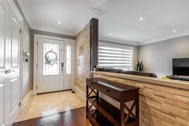 59 Gatesgill Cres, House detached with 4 bedrooms, 3 bathrooms and 4 parking in Toronto ON | Image 34