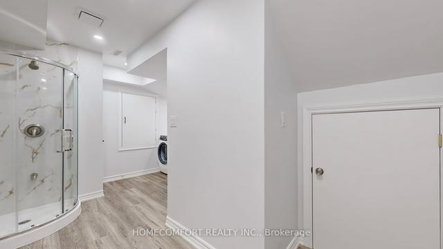 15 Justice Gdns, House detached with 2 bedrooms, 2 bathrooms and 1 parking in Toronto ON | Image 27