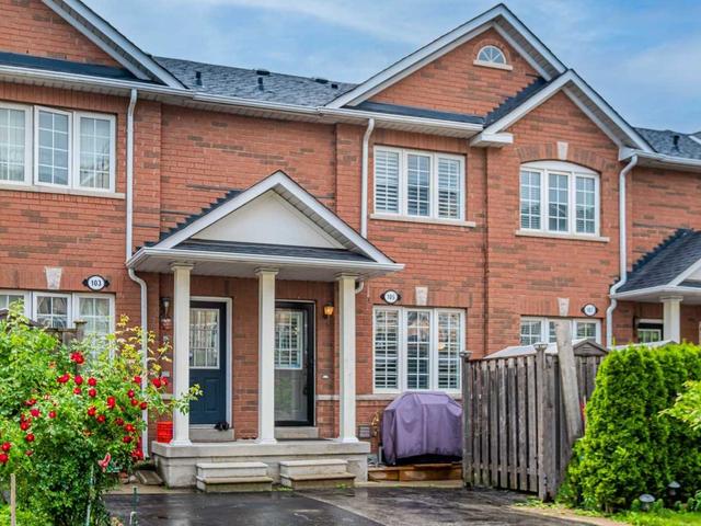 105 Weston Rd, Townhouse with 3 bedrooms, 3 bathrooms and 1 parking in Toronto ON | Image 12