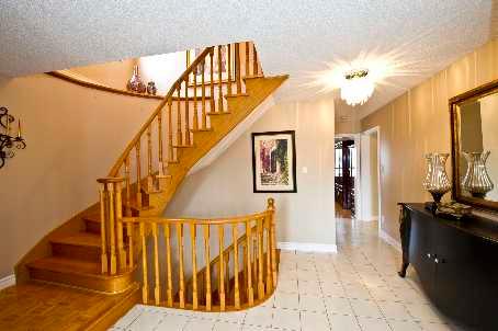 4 Avoca Dr, House detached with 4 bedrooms, 4 bathrooms and 2 parking in Markham ON | Image 4