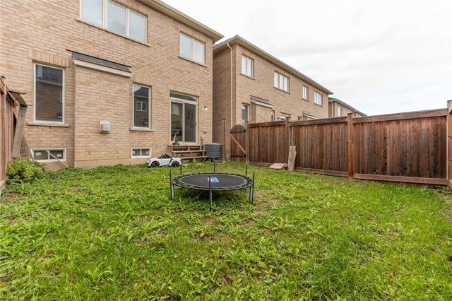 15 Trentonian St, House attached with 4 bedrooms, 3 bathrooms and 3 parking in Brampton ON | Image 29