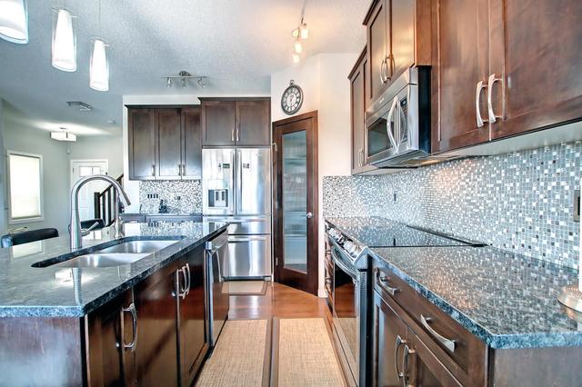 232 Evansborough Way Nw, House detached with 4 bedrooms, 3 bathrooms and 2 parking in Calgary AB | Image 20