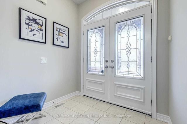 404 Lady Nadia Dr E, House detached with 3 bedrooms, 4 bathrooms and 2 parking in Vaughan ON | Image 12
