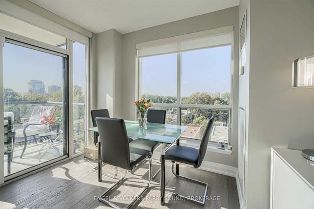 807 - 10 Delisle Ave, Condo with 2 bedrooms, 2 bathrooms and 1 parking in Toronto ON | Image 9