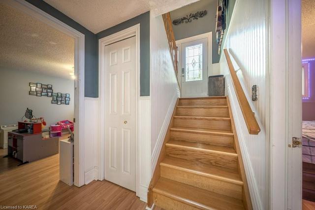 784 Palace Road, House detached with 4 bedrooms, 1 bathrooms and 7 parking in Greater Napanee ON | Image 24