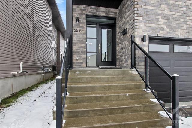 6616 Tooney Drive, House detached with 4 bedrooms, 3 bathrooms and 6 parking in Ottawa ON | Image 3