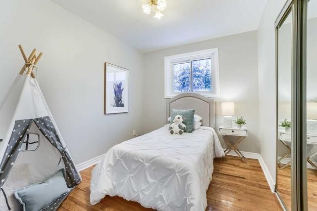66 Greyabbey Tr, House semidetached with 3 bedrooms, 2 bathrooms and 6 parking in Toronto ON | Image 15