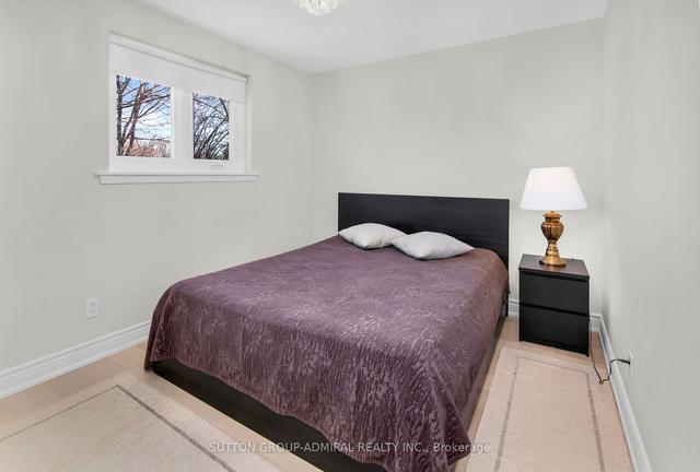 52 Elise Terr, House semidetached with 3 bedrooms, 3 bathrooms and 3 parking in Toronto ON | Image 15