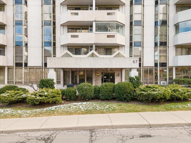 102 - 67 Caroline St S, Condo with 2 bedrooms, 1 bathrooms and 1 parking in Hamilton ON | Image 12