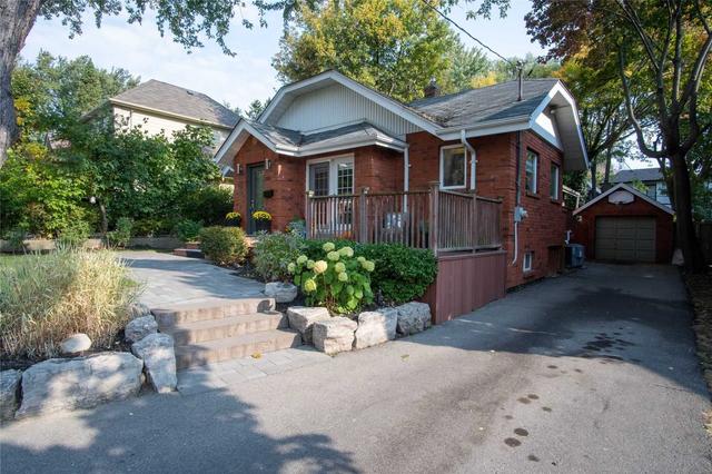 125 Eastville Ave, House detached with 3 bedrooms, 3 bathrooms and 5 parking in Toronto ON | Image 12