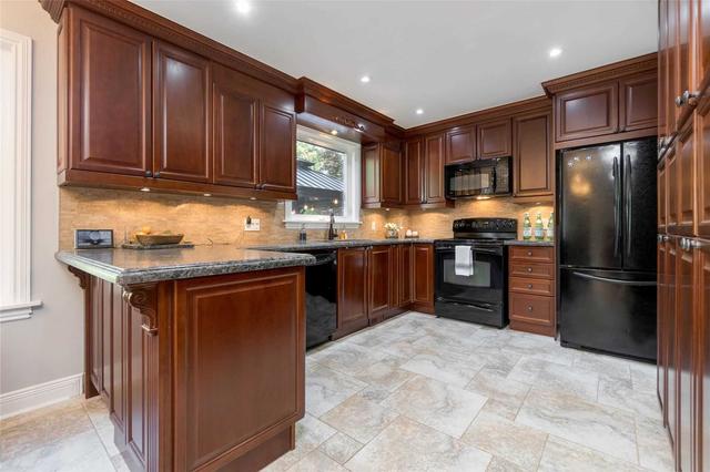 45 Fagan Dr, House detached with 5 bedrooms, 3 bathrooms and 3 parking in Halton Hills ON | Image 20
