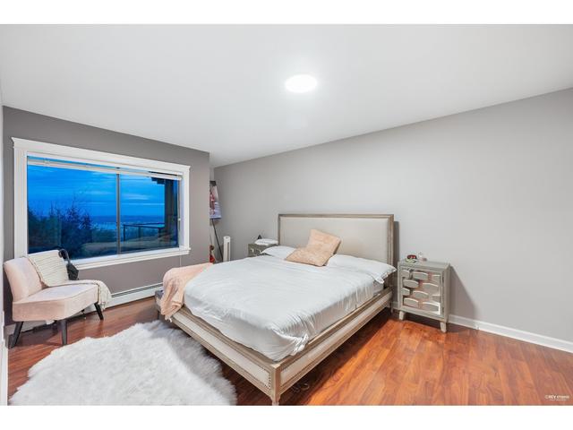 1521 Chartwell Drive, House detached with 6 bedrooms, 6 bathrooms and null parking in West Vancouver BC | Image 24