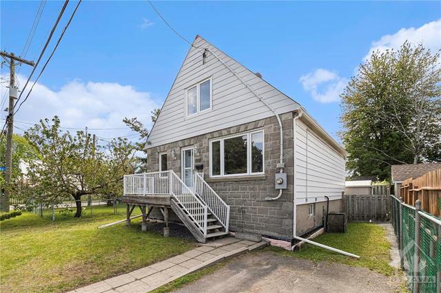 348 Lafontaine Avenue, House detached with 3 bedrooms, 1 bathrooms and null parking in Ottawa ON | Image 3
