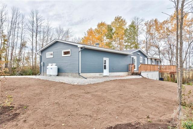 3 Morningside Drive, House detached with 3 bedrooms, 2 bathrooms and 6 parking in Rideau Lakes ON | Image 11