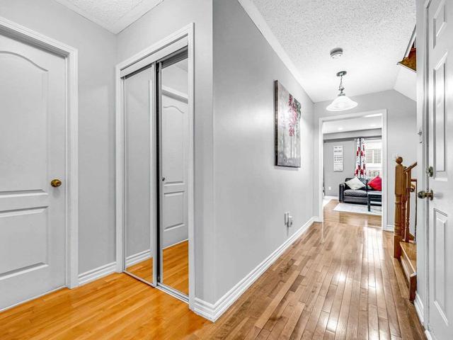 17 Olivette Lane, House attached with 3 bedrooms, 4 bathrooms and 3 parking in Brampton ON | Image 40