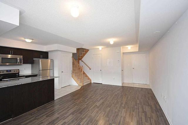 9 - 2492 Post Rd, Townhouse with 2 bedrooms, 2 bathrooms and 1 parking in Oakville ON | Image 5