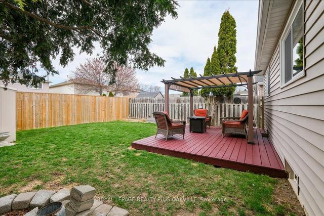 3162 Cantelon Cres, House detached with 3 bedrooms, 2 bathrooms and 5 parking in Mississauga ON | Image 27