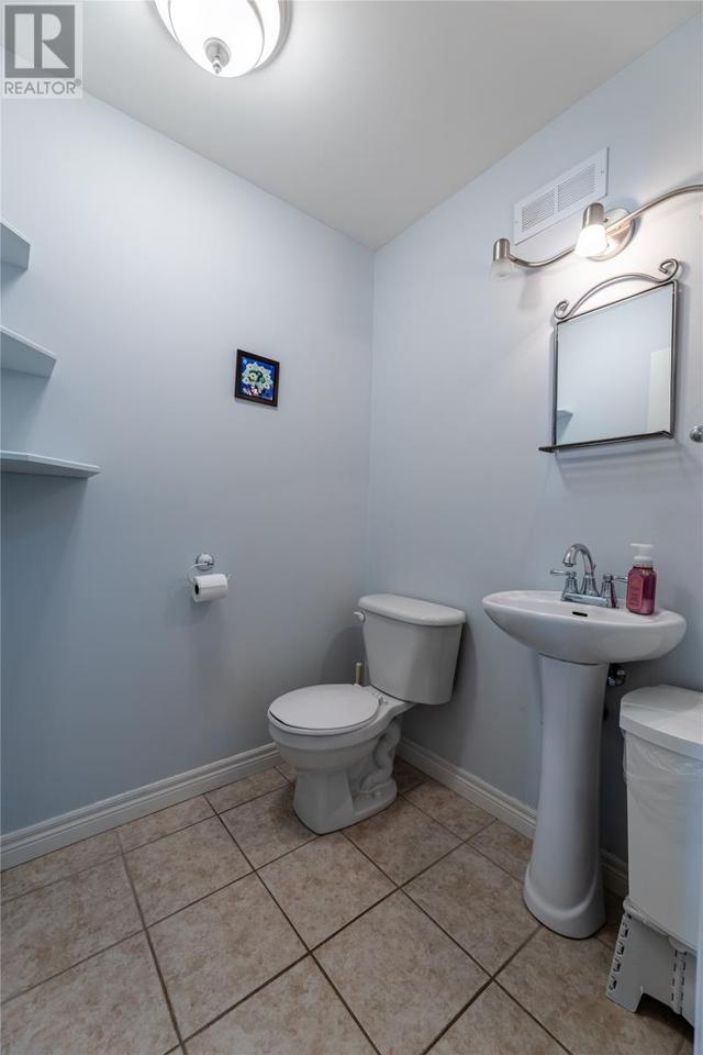 18 Kinkora Street, House detached with 3 bedrooms, 2 bathrooms and null parking in Paradise NL | Image 9