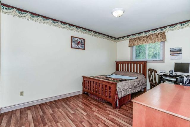 384 Rossland Rd E, House detached with 3 bedrooms, 2 bathrooms and 6 parking in Oshawa ON | Image 12
