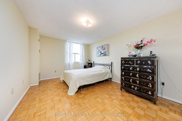 1102 - 205 Hilda Ave E, Condo with 3 bedrooms, 2 bathrooms and 1 parking in Toronto ON | Image 6