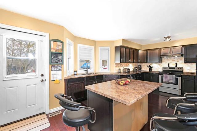 202 Cox Mill Rd, House detached with 4 bedrooms, 3 bathrooms and 8 parking in Barrie ON | Image 12