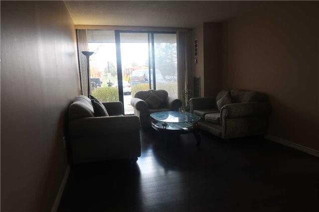 106 - 17 Knightsbridge Rd, Condo with 2 bedrooms, 1 bathrooms and 1 parking in Brampton ON | Image 3