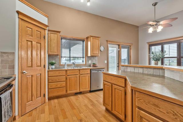 14 Thomas Drive, House detached with 4 bedrooms, 3 bathrooms and 6 parking in Strathmore AB | Image 9