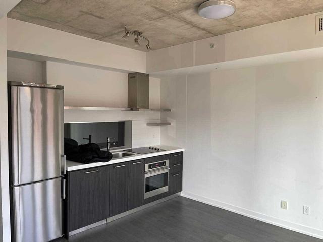 212 - 560 King St W, Condo with 1 bedrooms, 1 bathrooms and 0 parking in Toronto ON | Image 1