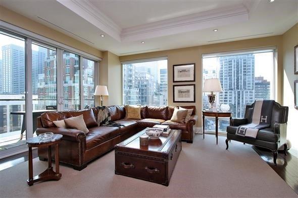 1003 - 80 Yorkville Ave, Condo with 2 bedrooms, 3 bathrooms and 2 parking in Toronto ON | Image 1