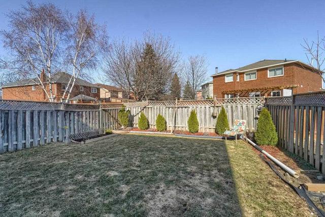 7 Wayne Nicol Dr, House detached with 3 bedrooms, 3 bathrooms and 5 parking in Brampton ON | Image 29