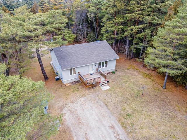 6420 Tanner Road, House detached with 3 bedrooms, 1 bathrooms and null parking in Lambton Shores ON | Image 32
