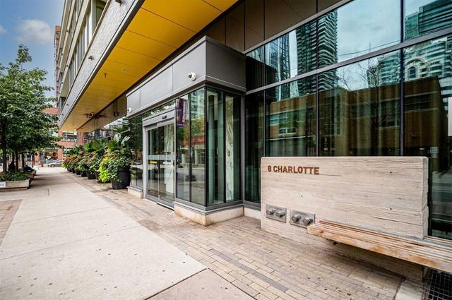 3004 - 8 Charlotte St, Condo with 1 bedrooms, 2 bathrooms and 1 parking in Toronto ON | Image 12