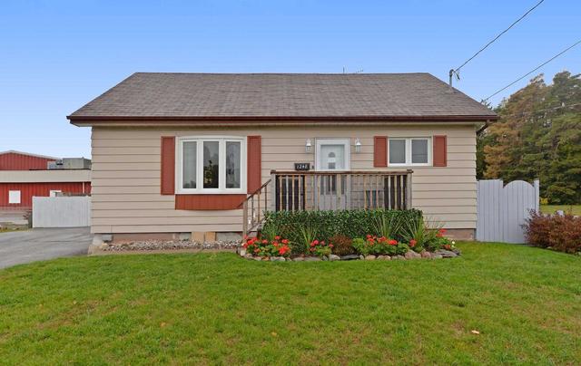 1248 Somerville St, House detached with 3 bedrooms, 1 bathrooms and 4 parking in Oshawa ON | Image 1