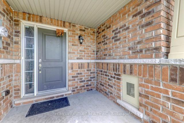 2341 Steeplechase St, House attached with 3 bedrooms, 3 bathrooms and 2 parking in Oshawa ON | Image 24