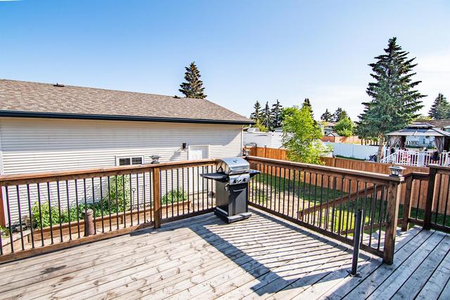 8 Neal Close, House detached with 3 bedrooms, 2 bathrooms and 3 parking in Red Deer AB | Image 29