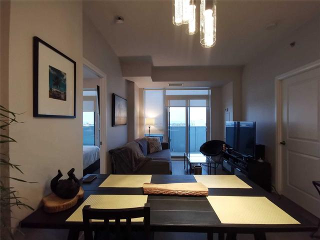 1106 - 55 Speers Rd, Condo with 2 bedrooms, 2 bathrooms and 2 parking in Oakville ON | Image 2