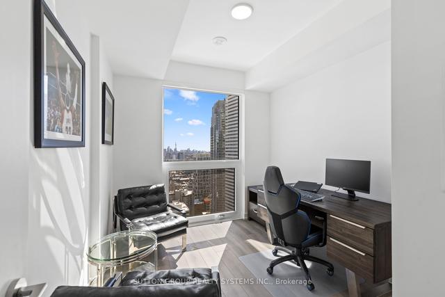 3104 - 39 Roehampton Ave, Condo with 2 bedrooms, 2 bathrooms and 1 parking in Toronto ON | Image 23