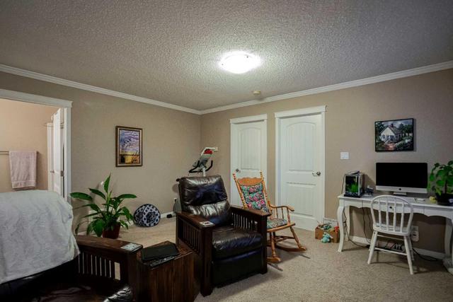 6 - 10709 108 Avenue, Condo with 2 bedrooms, 1 bathrooms and 2 parking in Fairview AB | Image 8