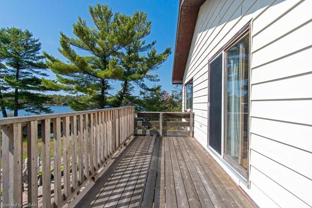 27142 Georgian Bay Shore, House detached with 3 bedrooms, 1 bathrooms and null parking in Georgian Bay ON | Image 14
