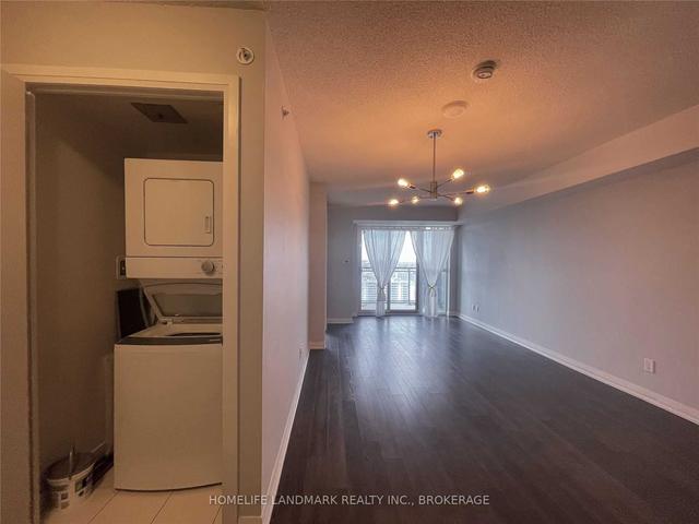 2506 - 30 Meadowglen Pl, Condo with 1 bedrooms, 2 bathrooms and 1 parking in Toronto ON | Image 15