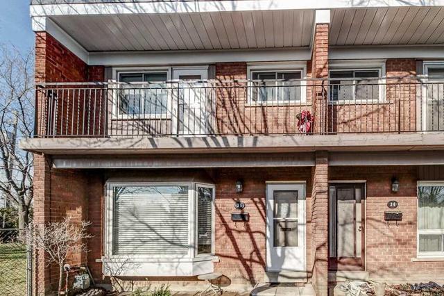 35 - 3005 Centennial Dr, Townhouse with 4 bedrooms, 2 bathrooms and 1 parking in Burlington ON | Image 2