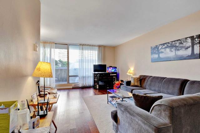 214 - 5 Massey Sq E, Condo with 3 bedrooms, 2 bathrooms and 0 parking in Toronto ON | Image 16