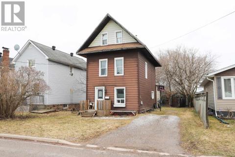 311 Gillies St, Sault Ste. Marie, ON, P6C3Z6 | Card Image