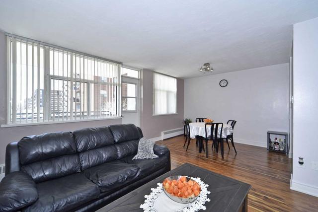 409 - 2245 Eglinton Ave E, Condo with 2 bedrooms, 1 bathrooms and 1 parking in Toronto ON | Image 8