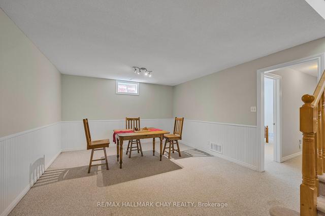 186 Columbia Rd, House detached with 2 bedrooms, 3 bathrooms and 6 parking in Barrie ON | Image 20
