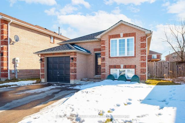 30 Weymouth Rd, House detached with 3 bedrooms, 2 bathrooms and 3 parking in Barrie ON | Image 1
