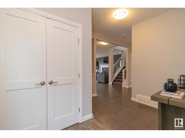 3937 Cherry Cv Sw, House detached with 3 bedrooms, 2 bathrooms and null parking in Edmonton AB | Card Image