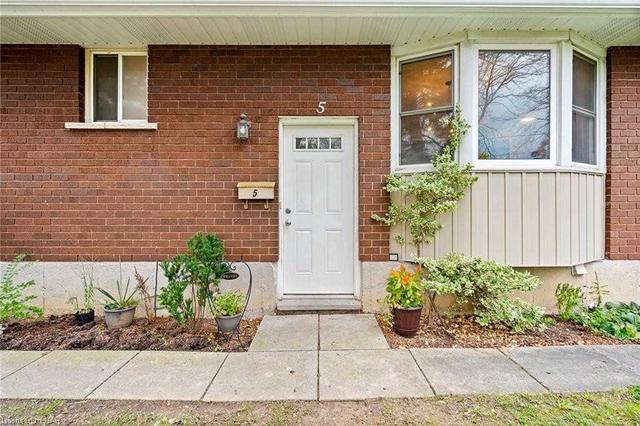 5 Little Forks Sq, House detached with 3 bedrooms, 2 bathrooms and 4 parking in St. Catharines ON | Image 36