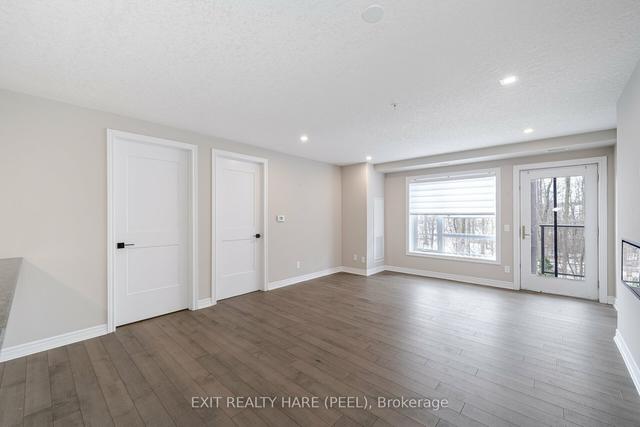 207 - 105 Spencer Ave, Condo with 2 bedrooms, 2 bathrooms and 1 parking in Orangeville ON | Image 5